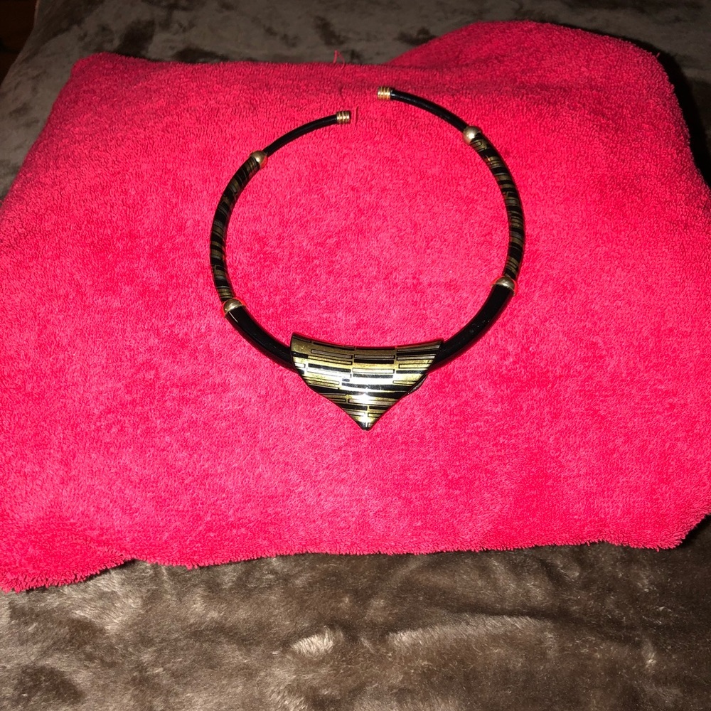 ‼️Laurana Choker Necklace‼️